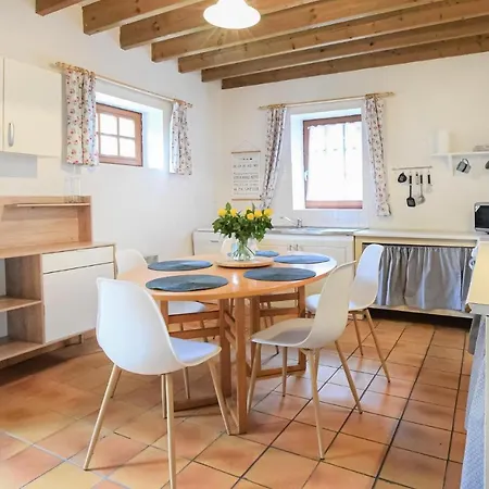 Gorgeous In St Pierre Langers *